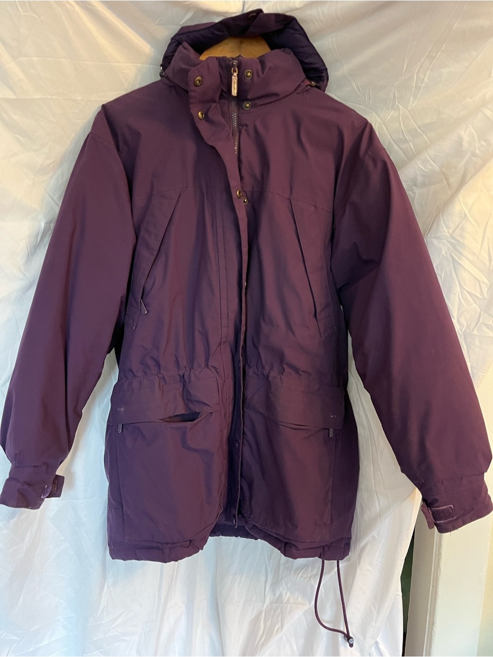 Eddie Bauer Women's M Hooded Winter Parka Jacket Coat - Deep Purple - Goose Down